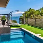 Villa Lumine - - Zadar *