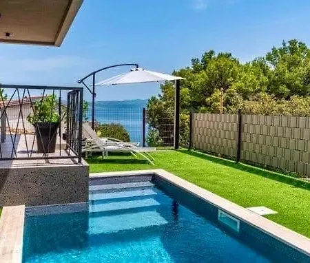 Villa Lumine - - Zadar *