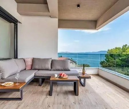 Villa Lumine - - Zadar Posedarje